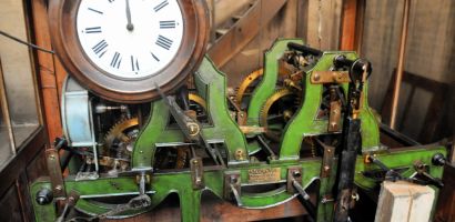 cf 697727a9babd0.08.24 uhrwerk